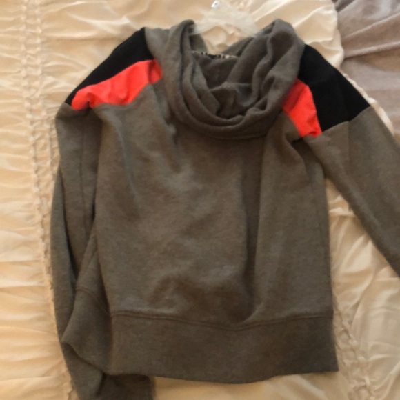 Zip up hoodie - Picture 5 of 5